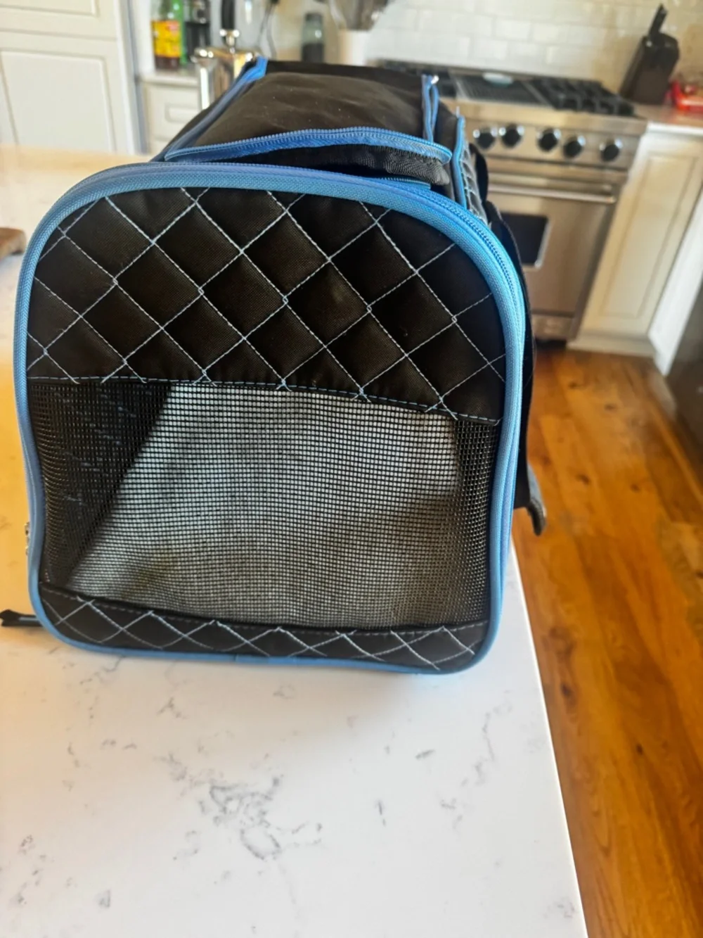 SHERPA PET CARRIER TSA APPROVED ONLY USED ONCE FOR A FRENCH BULLDOG PUPPY HAS S